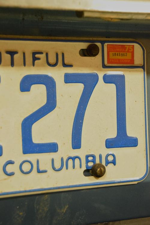 1975Sticker.JPG